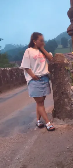 Carina, 32