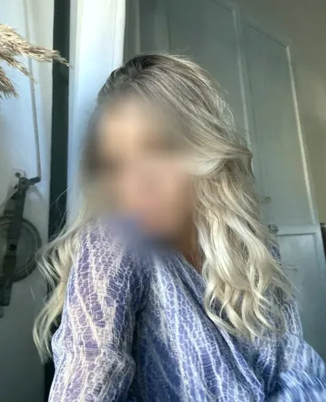 Juliane, 20