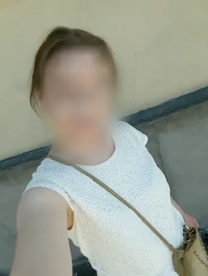 Lena, 37