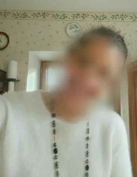 Marie, 37