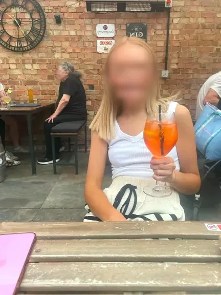 Marlene, 26