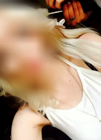 Wiebke, 37