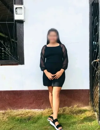 Yvonne, 26