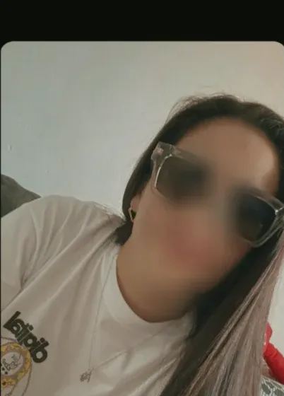 Zeynep, 34